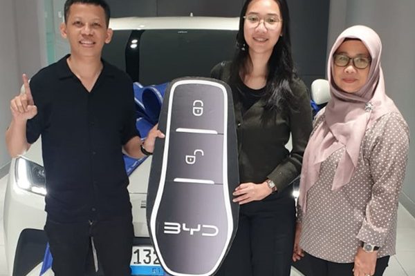 Ibu Tri Handayani